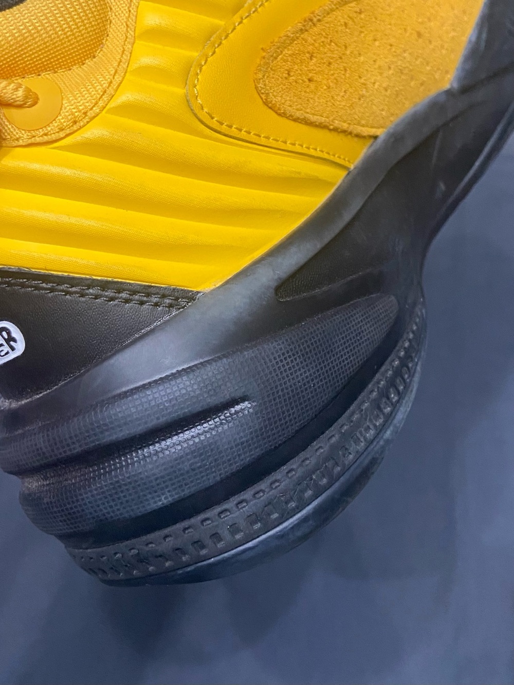 PUMA J. Cole Dreamer 2 January 28th Yellow Black Basketball Shoes Men’s US 10.5 - Picture 17 of 17